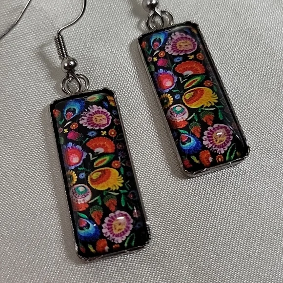 Polish Folk Art Cabochon Style Drop Earrings - Picture 6 of 6